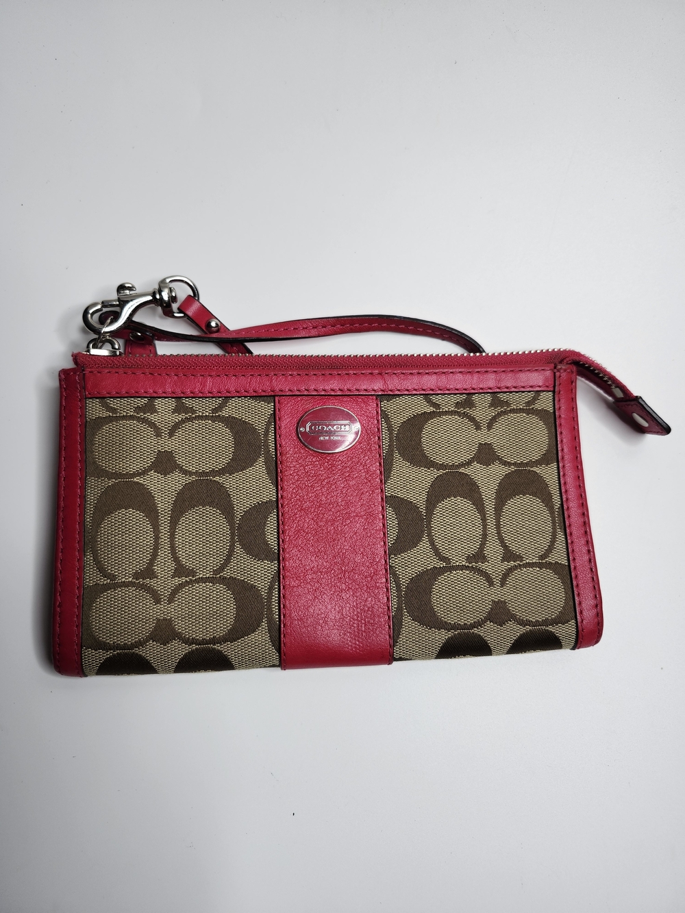 Coach Signature Canvas Wristlet in Pink